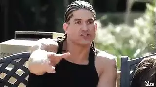 جيران جدد يبدأون جنس جماعي قوي لتبادل الزوجات