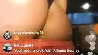 نهار حار وجنس أشد حرارة: أبيلا دينجر وجيسيكا جايمز