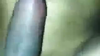 آسيوية مثيرة بثديين ضخمين تأخذ قضيب أسود كبير