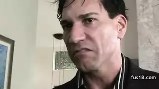 أخت تتوسل لقذف أخيها بعد نيك مكثف