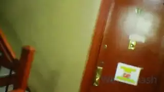 احسس لامي علي مؤخرتهة