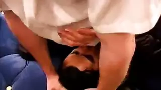 المتشددين جمال الشعر الداكن مارس الجنس عميق