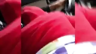 جماع جماعي في المكتب: إنهاء بقذف داخلي في غرفة الاجتماعات