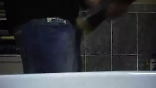 عبد يُمارس معه الجنس بسرعة في لعبة برية خارجية