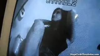 إباحية المحارم: مدرب المصارعة الأب يذهب بعيداً