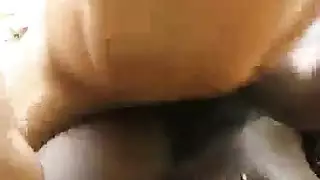 نساء ريفيات بمؤخرات كبيرة في مثلية جنسية صريحة