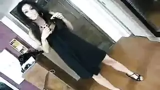 تحب جيسيكا جايمز أن تشعر بقضيب صلب داخل كسها ، حتى تشعر بالنشوة الجنسية