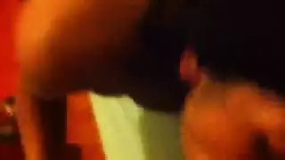 مشهد إكس إكس إكس: نساء ناضجات بكساس كبيرة يحصلن على نيك جماعي