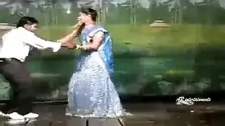 طلاب مثلية شغوفين في فعل جنسي صريح عميق