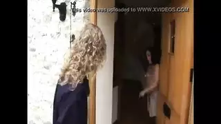 نيك السباك في المطبخ كلاسيكي