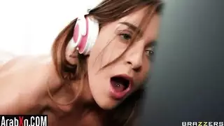 صباح xxx: حركة شرجية وأقضبة صلبة في فيديوهات الأشقاء