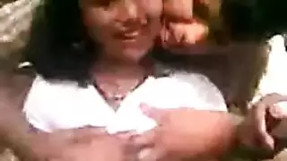 إباحية مجانية: جنس في المكتب مع ألعاب تهتز