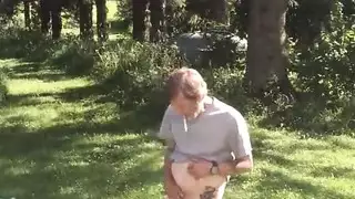 قبو القاع الأحمر قزمة