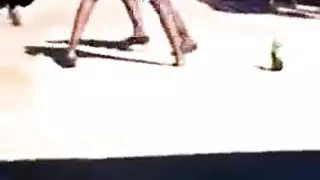 تزاوج حظيرة: عاهات تتوق لقضبان المخلوقات