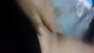 مصرية هايجة وتريح نفسها