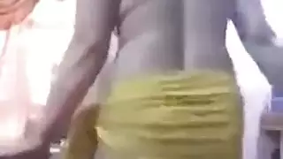 حفلة رقص بعري كامل مع عاهرات مثيرة