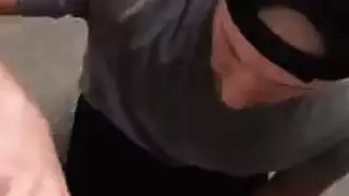 نيك عنيف من الخلف يتركها تنتحب في نشوة