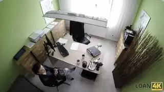 ثلاثيات غريبة وجنس جماعي