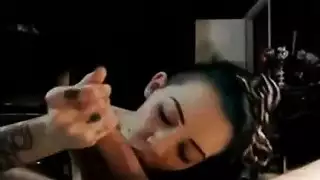 استمناء قذر لهواة مع مجموعة ألعاب جنسية