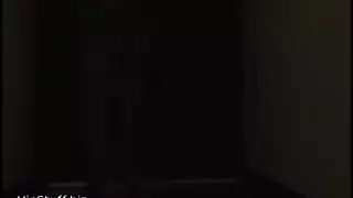 رغبة شبابية: رجل موشوم يمارس الجنس معها بقوة