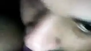 حفلة جنس سوداء: وشوم ومص وقذف