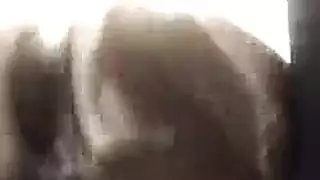 امي تعلمني المصارعة ثم انيكها