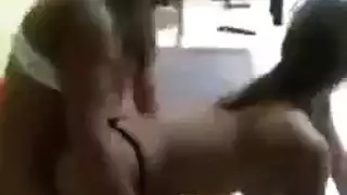 نيك ثدي حليب