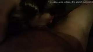 امرأة روسية مسمرة ناضجة عملية جنس جماعي قاسية